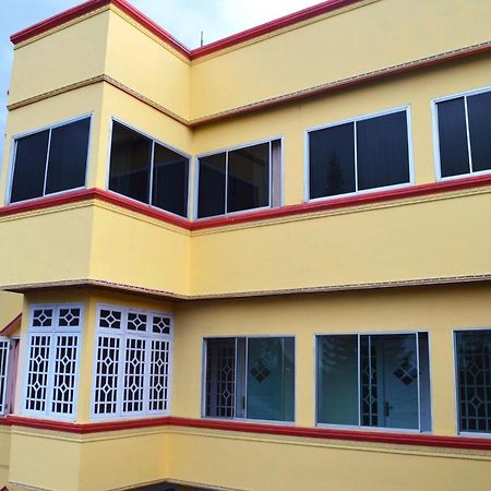 Hotel Yuriko Bukittinggi Buitenkant foto