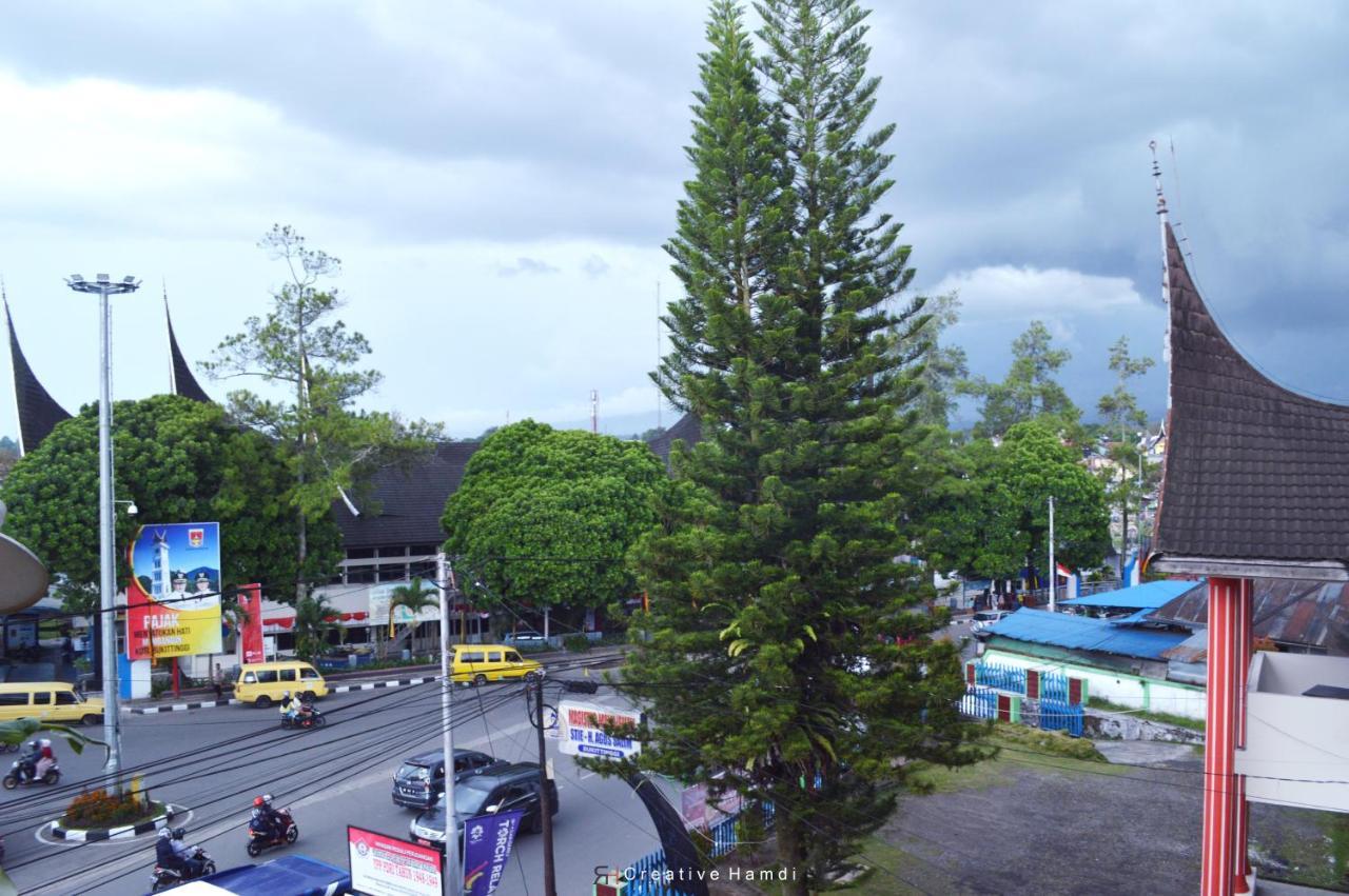 Hotel Yuriko Bukittinggi Buitenkant foto